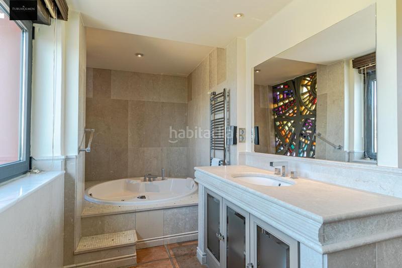 Foto d8cd6adb-55da-41be-a1aa-5c1312773f81. Chalet avec chauffage parking piscine dans Velilla - Velilla Taramay Almuñécar