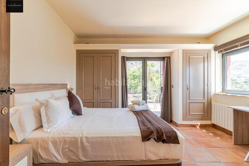 Foto e9fbb381-84ea-4ab0-95c6-c20404501f46. Chalet avec chauffage parking piscine dans Velilla - Velilla Taramay Almuñécar