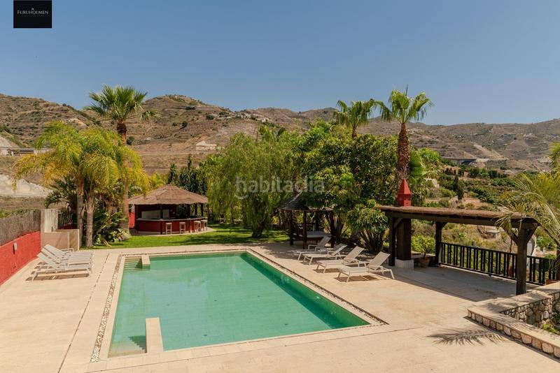 Foto 9e271f86-3bdc-485a-bb45-6379cc3b829f. Chalet con riscaldamento parcheggio piscina in Velilla - Velilla Taramay Almuñécar