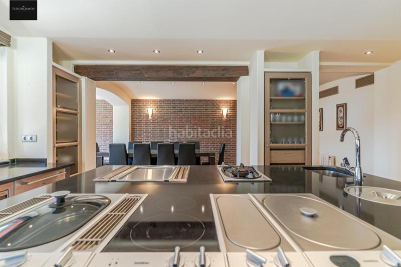 Foto 1e070489-9ad7-4d71-bbe2-77167feaadfb. Xalet amb calefacció aparcament piscina a Velilla - Velilla Taramay Almuñécar