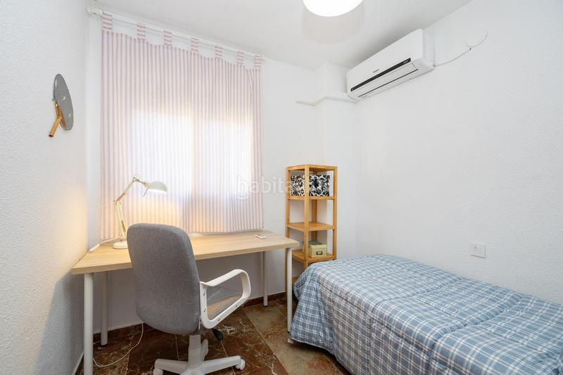 Foto ce83c412-f61d-4dbf-87bd-bc913193e441. Alquiler piso fabuloso piso en alquiler en calle arzobispo pedro de castro en Granada