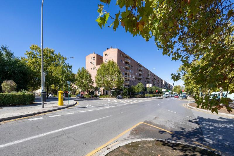 Foto 01da1d11-c5d3-485f-a154-cfa15cba2ff2. Location appartement avec parking dans Joaquina Eguaras Granada