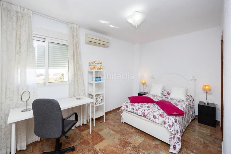 Foto 2671cddc-06d6-4724-9c3f-a60846b774b7. Location appartement avec parking dans Joaquina Eguaras Granada