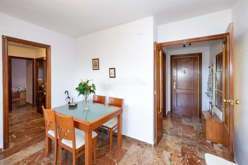 Foto a7d6f6a4-88af-44ac-a20e-04398696d06e. Miete etagenwohnung mit parking in Joaquina Eguaras Granada