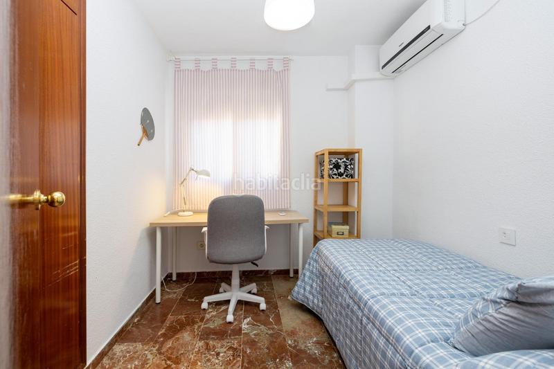 Foto 67d45160-b476-48c1-92db-b14cb80da63f. Rent flat with parking in Joaquina Eguaras Granada