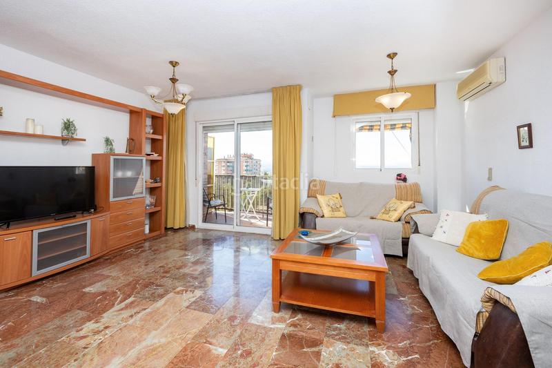 Foto 92ab4d55-ab10-4c0c-b495-0bc3f1565347. Rent flat with parking in Joaquina Eguaras Granada