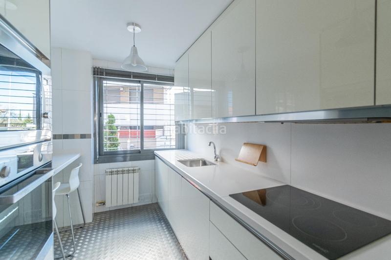 Foto 37ec0621-a137-4115-87b2-9c0f9539291f. Appartamento in calle c.periodista aquilino morcillo herrera in Granada