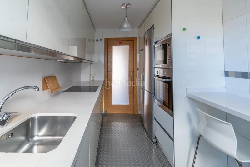 Foto 8603130b-2f90-4b9b-8741-649ce40c5bd6. Appartamento in calle c.periodista aquilino morcillo herrera in Granada