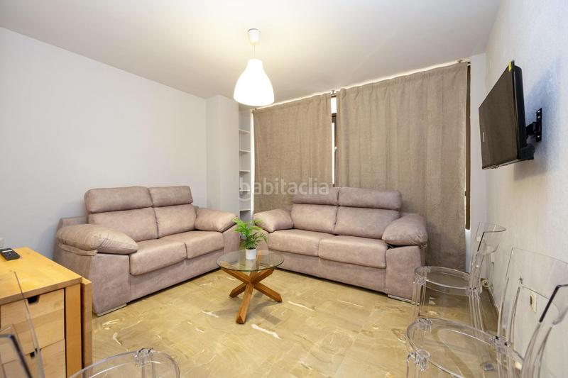 Foto cb5180f7-fc5b-4889-8532-c191601cecc2. Rent flat with heating in Rosaleda - Juventud Granada