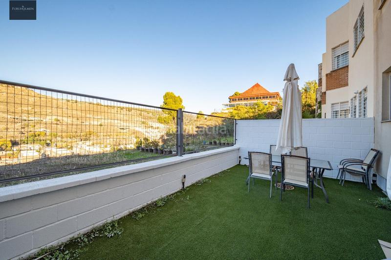 Foto 10eff21f-3f77-44de-9e53-ced15032faa0. Casa adossada amb calefacció aparcament a Camino de los Neveros - Serrallo Granada