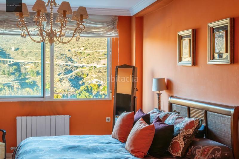 Foto 23e51228-a544-414e-ba90-52458ed5489a. Casa adossada amb calefacció aparcament a Camino de los Neveros - Serrallo Granada