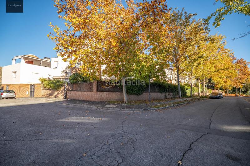 Foto 29391bab-2f0a-458f-b80a-647cde010c92. Casa adossada amb calefacció aparcament a Camino de los Neveros - Serrallo Granada