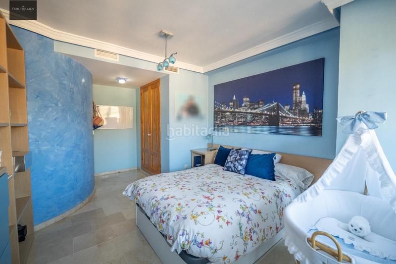 Foto 321cad6d-8a9d-4024-86ea-a4dbe00f07e5. Casa adossada amb calefacció aparcament a Camino de los Neveros - Serrallo Granada