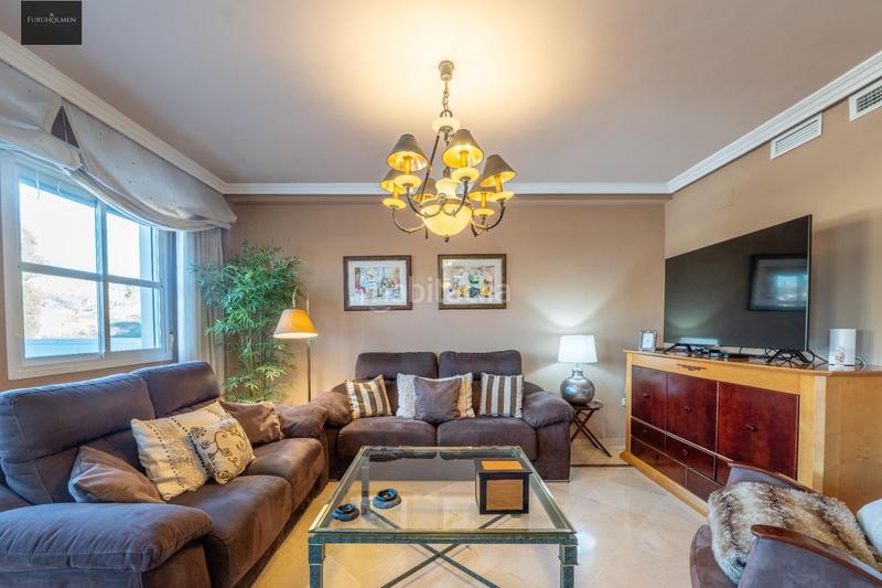 Foto 3e94ccbc-9a45-4b66-ba90-b8dcee313bb0. Casa adossada amb calefacció aparcament a Camino de los Neveros - Serrallo Granada