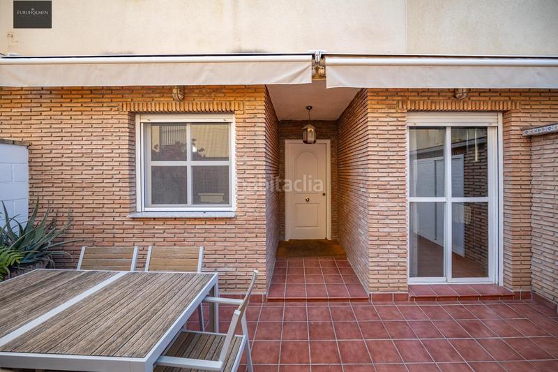 Foto 5ce17bbe-d4bc-4f20-a22e-3f378f0129b4. Casa adossada amb calefacció aparcament a Camino de los Neveros - Serrallo Granada