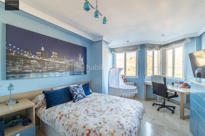 Foto 8670c797-49cc-4176-8699-bcc3ca6369b6. Casa adossada amb calefacció aparcament a Camino de los Neveros - Serrallo Granada