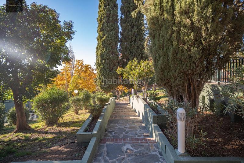 Foto b5a21037-4945-4a67-ad5e-713bc8bacd5a. Casa adossada amb calefacció aparcament a Camino de los Neveros - Serrallo Granada