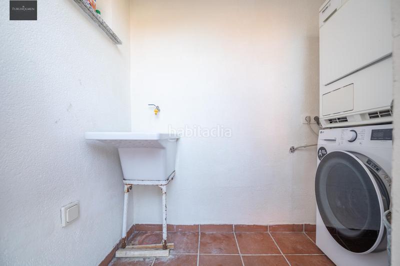 Foto f7bcfdaf-71cb-43c7-a4bc-c9cbf733f177. Casa adossada amb calefacció aparcament a Camino de los Neveros - Serrallo Granada