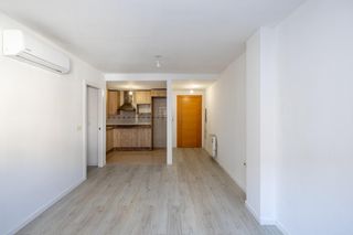 Etagenwohnung  Calle de los jardines. !! fantástica vivienda en atarfe con garaje y trastero!!