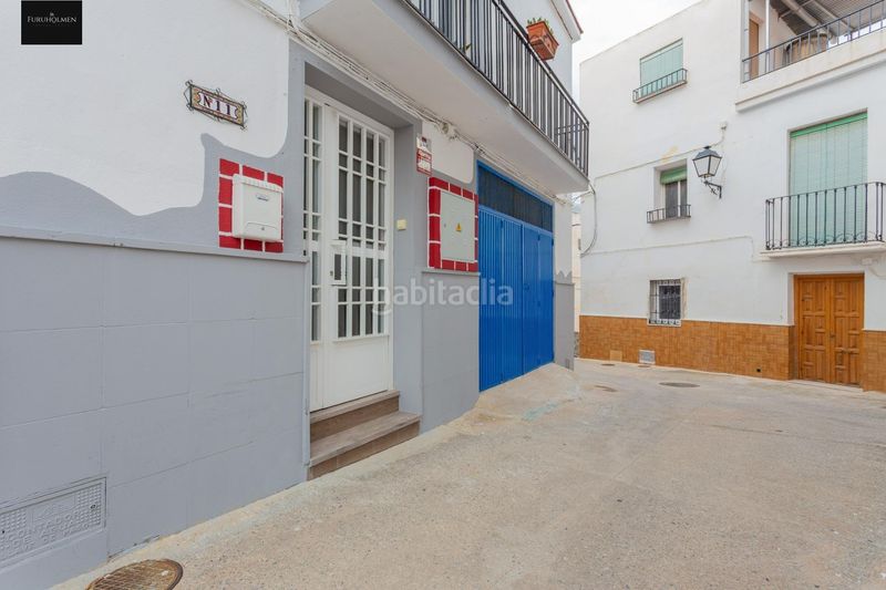 Foto cf55c0d0-fe08-4d43-b5a1-315eb7d0b496. Casa a Ítrabo