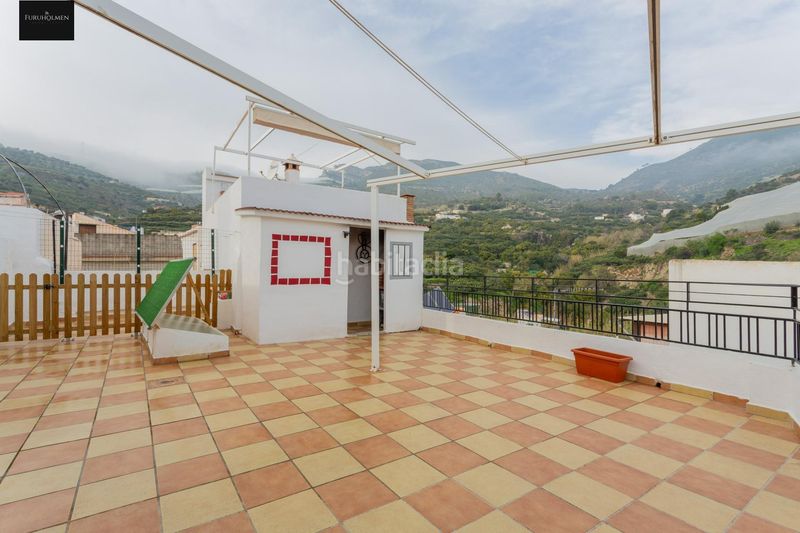 Foto fea739bd-499c-4f53-8289-32b28d146179. Casa a Ítrabo