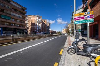 Lloguer Aparcament cotxe a Angustias - Chana - Encina. Se alquilan plazas de garaje y trasteros en zona de villarejo. o