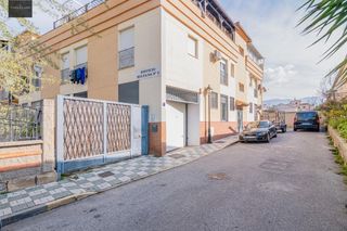 Pis  Calle de pablo picasso. Piso con garaje en pulianillas