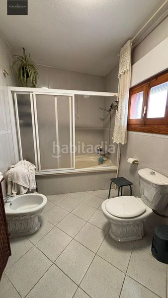 Foto aaeb07f7-4658-456b-807e-13a524016720. Casa amb aparcament a Padul