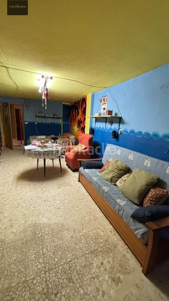 Foto c04b56a2-b9e9-47d1-9fec-c397aeacb7ea. Casa amb aparcament a Padul
