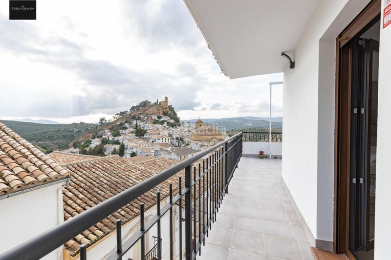 Foto 8f9a6b59-cf0d-42b8-8d2d-e017ab28a2da. Casa amb calefacció a Montefrío