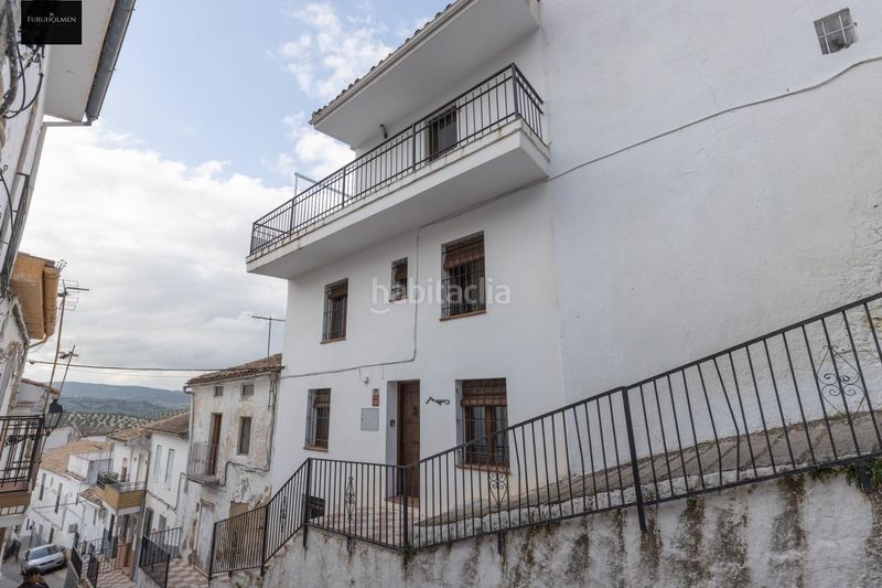 Foto c4bc9311-3438-410d-85f1-eee71652d9a3. Casa amb calefacció a Montefrío