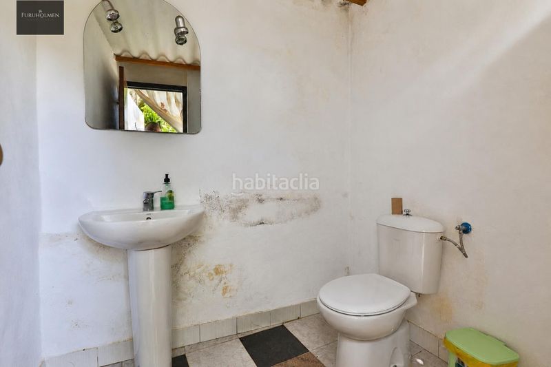 Foto 559ee5a2-c3b3-46cb-9e1b-effe6d691775. Masia amb aparcament a Padul
