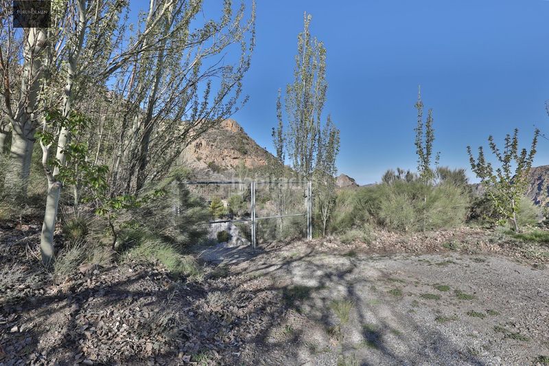 Foto 51f993e4-ad5d-4cca-99dd-f9a73c4a1756. Masia amb aparcament a Dúrcal