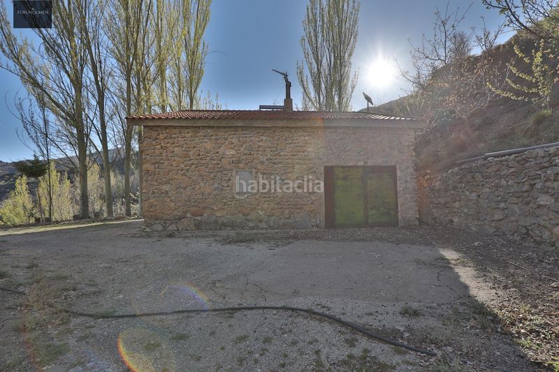 Foto c0528f9e-4cd7-4214-ad6a-9d3d63e84517. Masia amb aparcament a Dúrcal