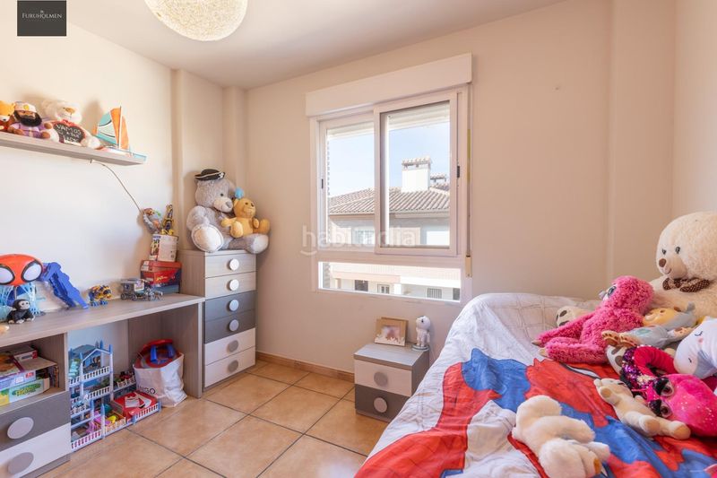 Foto 99a92c35-3079-4570-953a-5d169a3e6227. Casa amb aparcament a Alfacar