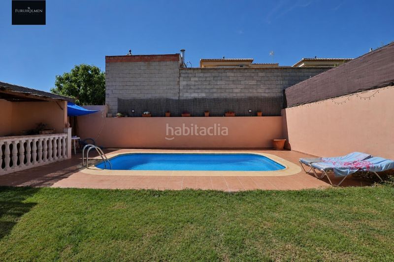 Foto c47f0e85-6a2e-48fd-b00d-745d3cdb66eb. Xalet amb aparcament piscina a Padul