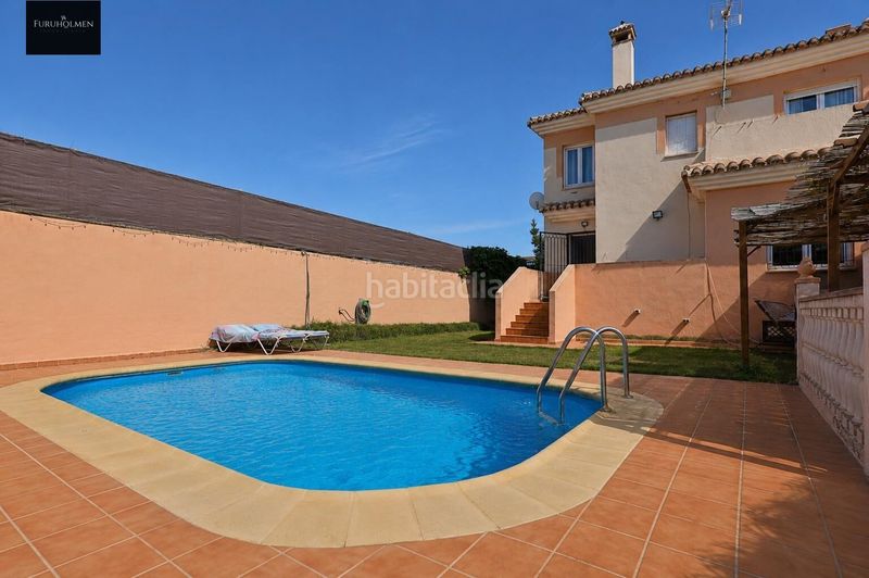 Foto ddbf5999-8ab3-4392-a9da-7e23f2a2a3ff. Xalet amb aparcament piscina a Padul