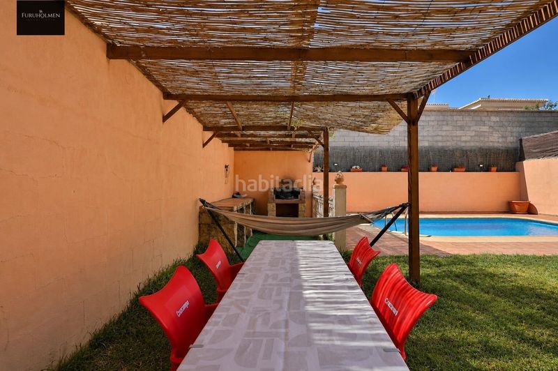 Foto ef44e644-dd43-45d0-bc1d-ccac97cf3092. Xalet amb aparcament piscina a Padul
