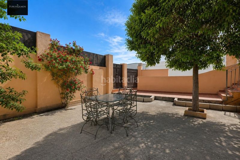 Foto f3496796-d979-4048-86ee-270779c6f22c. Xalet amb aparcament piscina a Padul