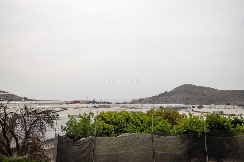 Foto b718c5ad-a575-4a51-b99f-6b6dca2b6bf3. Edifici a Castell de Ferro