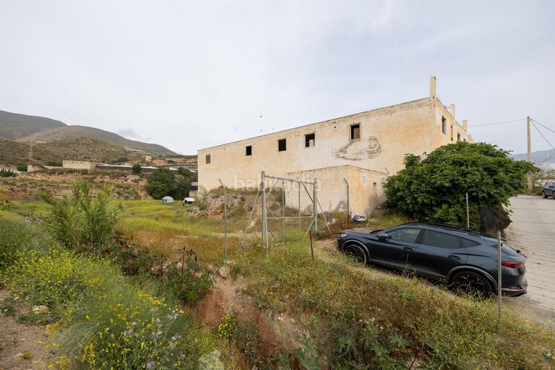 Foto eae87201-567d-4bf4-b1bc-b9fd390a5622. Edifici a Castell de Ferro