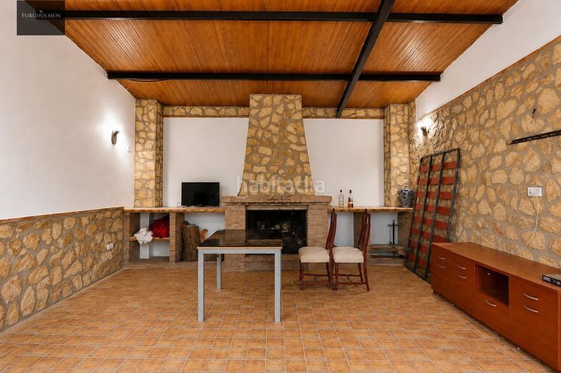 Foto 50ae1591-f2be-493d-ab01-bc005e792adf. Casa a Peligros