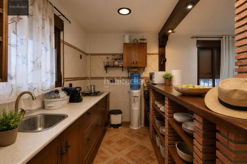 Foto eedbe6c6-76ec-41a3-9855-83616b03c6e3. Casa a Peligros