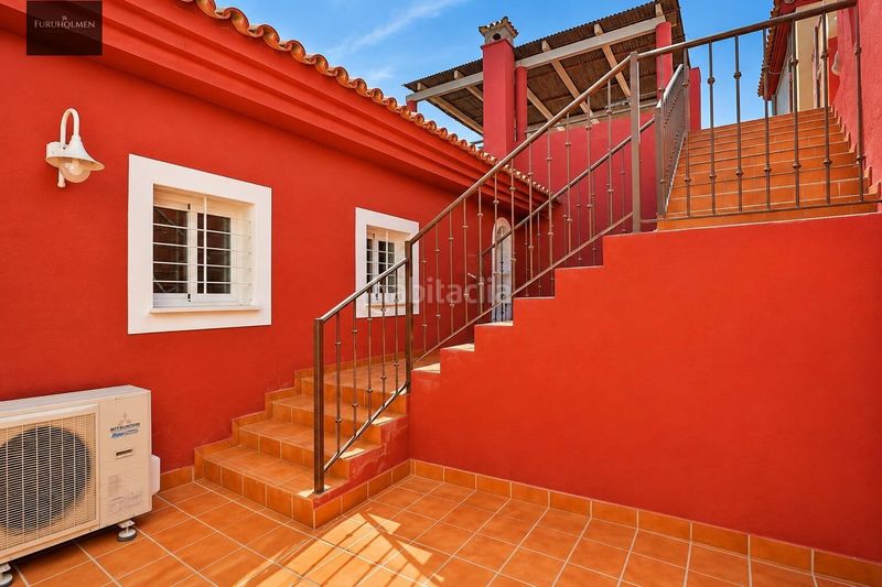 Foto 88d45333-8483-4e3c-81e2-d6f37b43ec85. Casa amb calefacció aparcament piscina a Pinares de San Antón Málaga