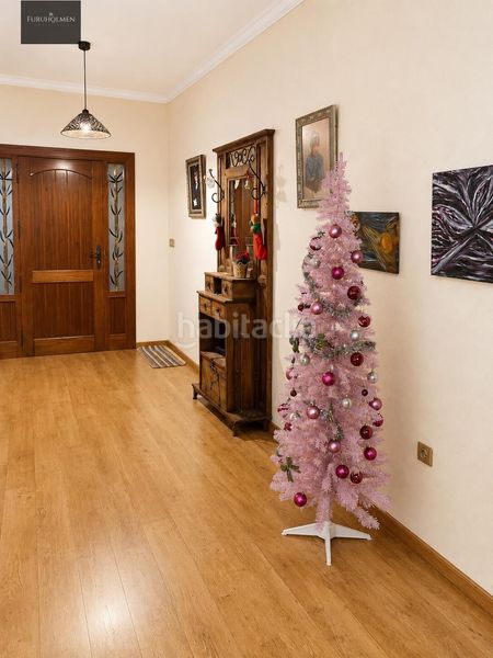Foto 51925257-a5ee-4da1-a229-8de93fb663e4. Casa amb aparcament a Padul