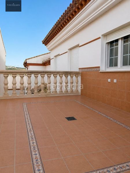 Foto 86363b63-35b4-4020-a984-5b2b4e119cdd. Casa amb aparcament a Padul