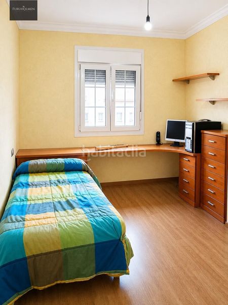 Foto e36e353a-08f3-4907-b46e-09c8405fa07c. Casa amb aparcament a Padul