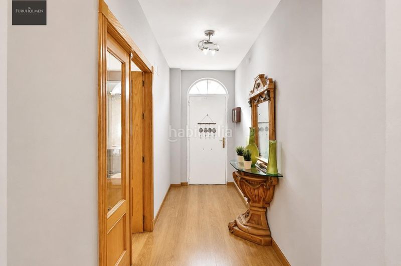 Foto 4a861bfc-bd8d-432f-9637-860124cc3955. Casa amb aparcament a Padul