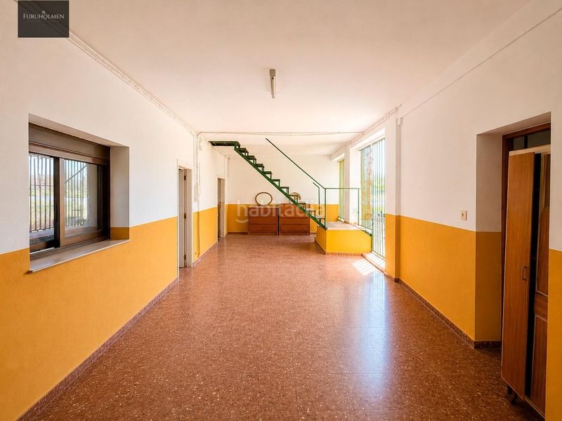 Foto 86ca09e1-5205-4716-a03f-f67e4a1db9d3. Edifici a Padul