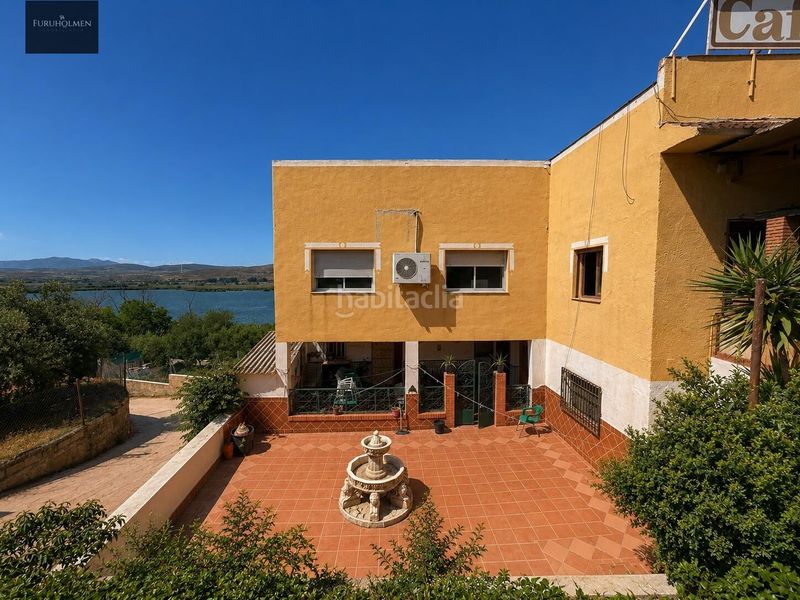 Foto a338813d-1685-4071-b8a6-8e338b8797ef. Edifici a Padul